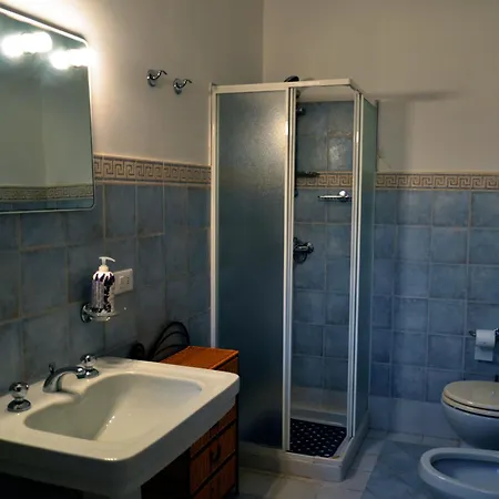 Le Due Corti فندق مبيت وإفطار 3*