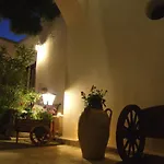 Le Due Corti 3* Martignano