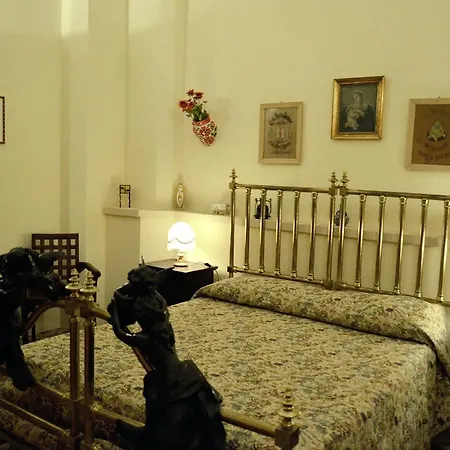 Le Due Corti Oda ve Kahvaltı Martignano