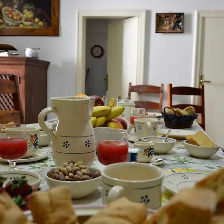 Le Due Corti 3* Martignano